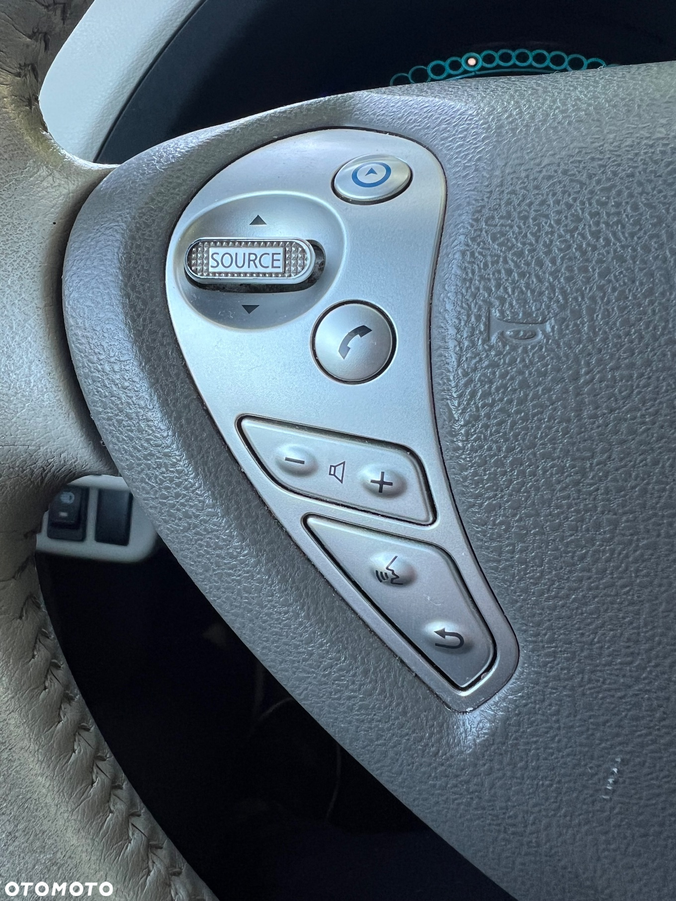 Nissan Leaf 24 kWh (mit Batterie) Tekna - 22