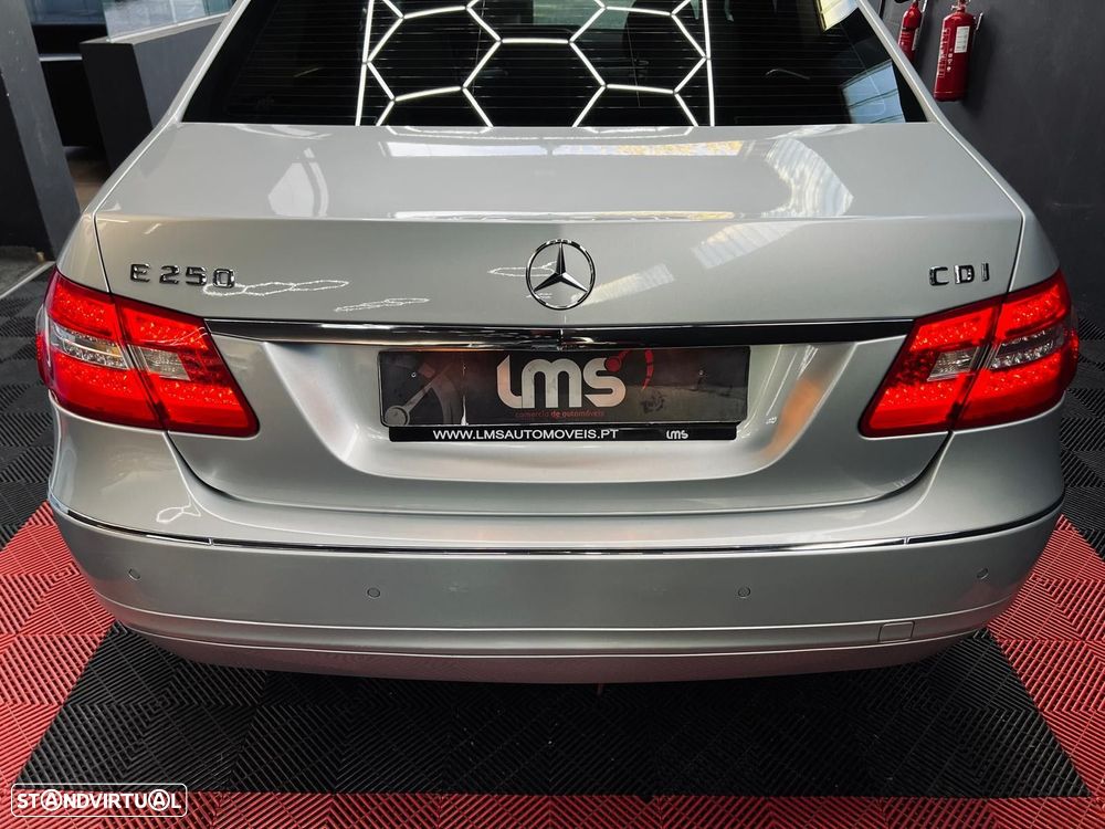 Mercedes-Benz E 250 CDi Avantgarde BlueEfficiency Auto. - 14
