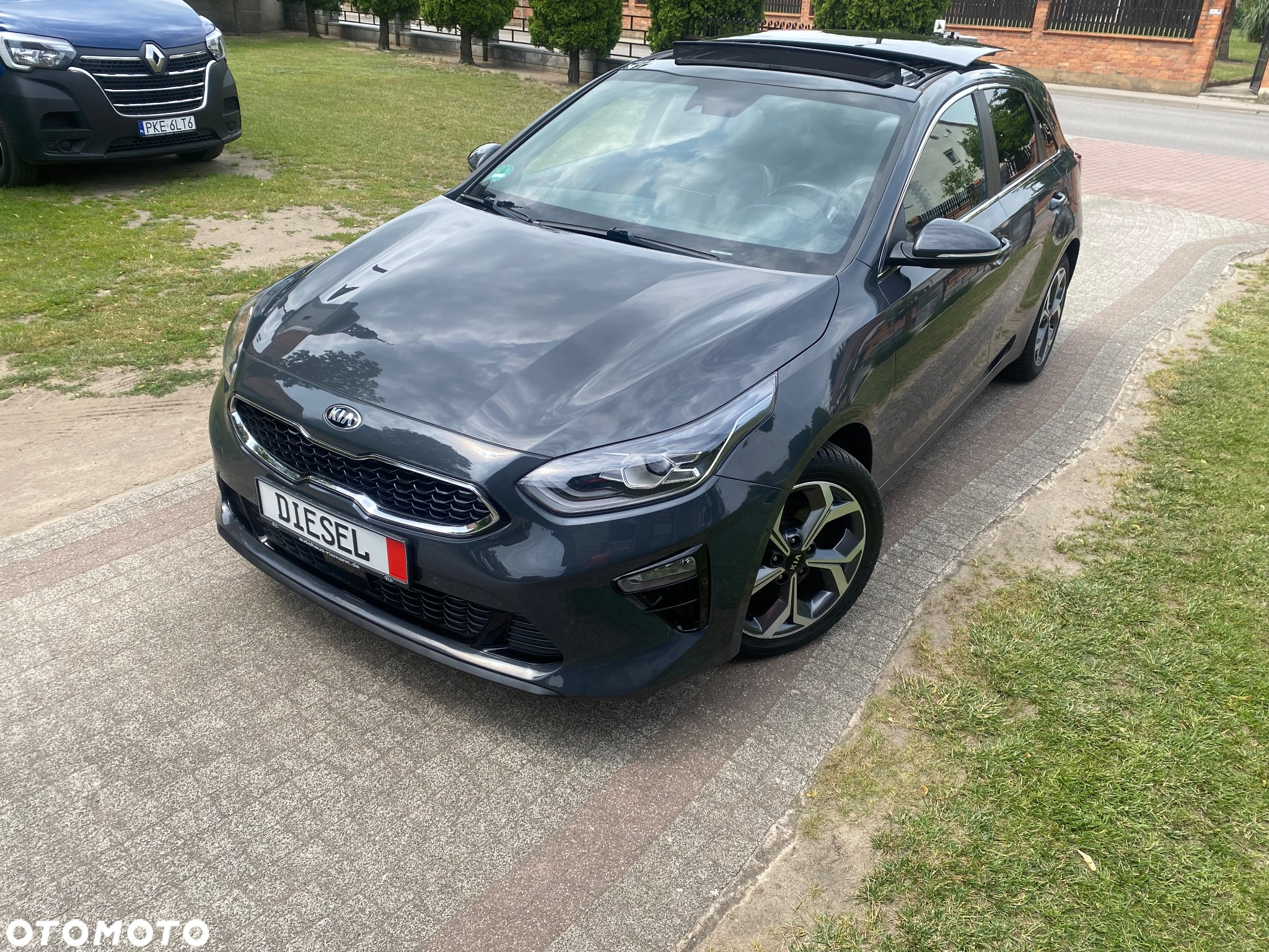 Kia Ceed 1.6 CRDi Platinum Edition - 2