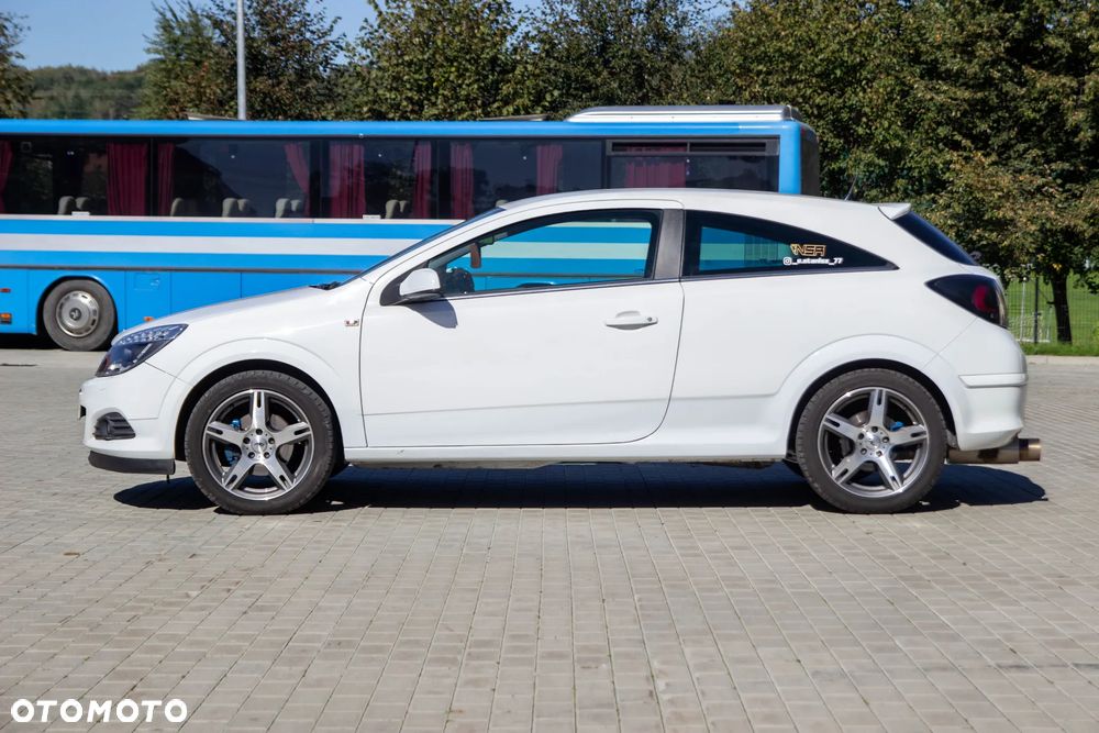 Opel Astra 1.8 Sport - 17