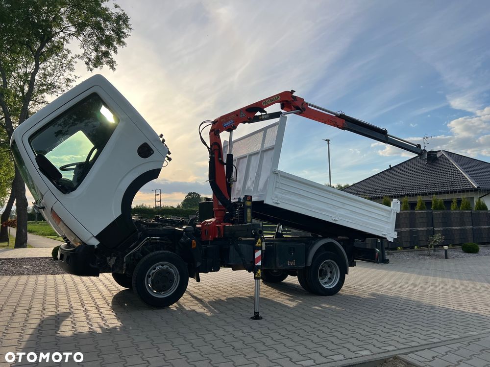 Nissan CABSTAR - 8