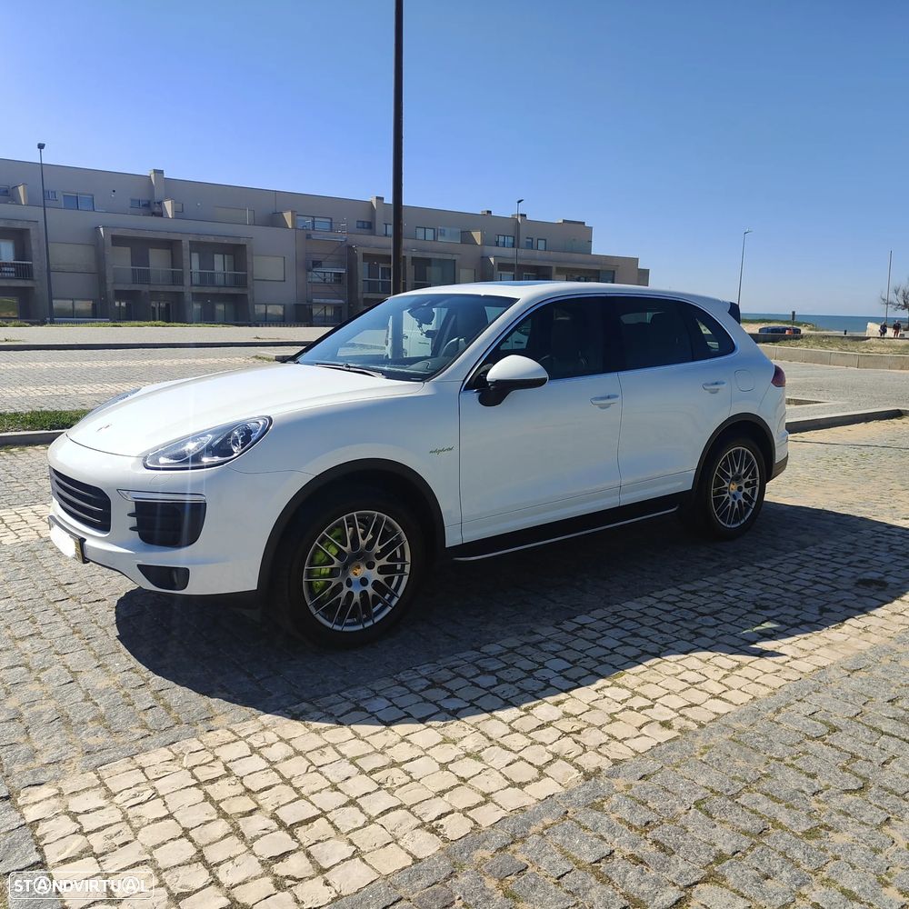 Porsche Cayenne - 7