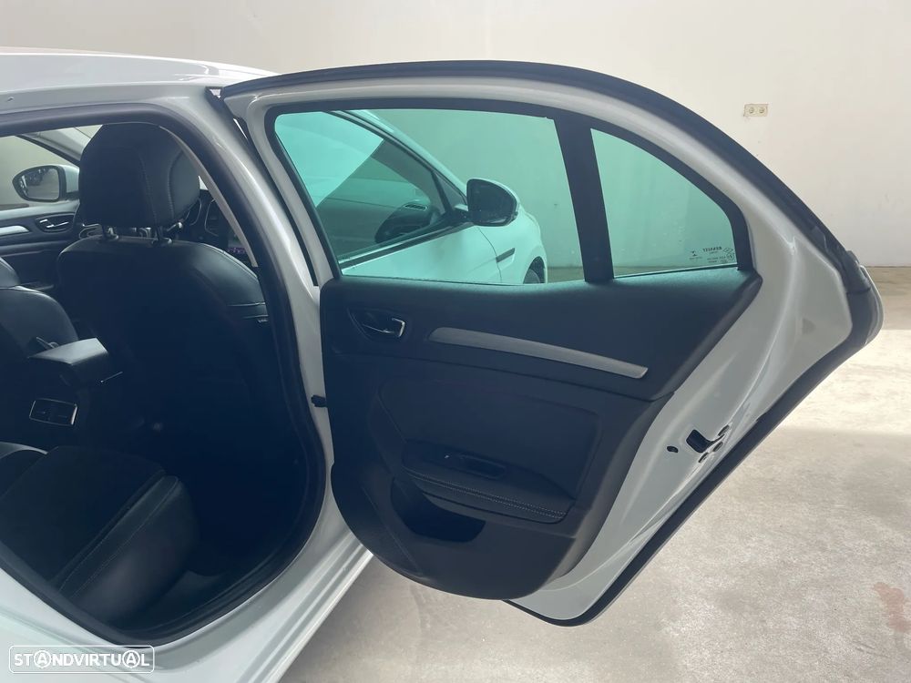 Renault Mégane ENERGY TCe 130 INTENS - 16
