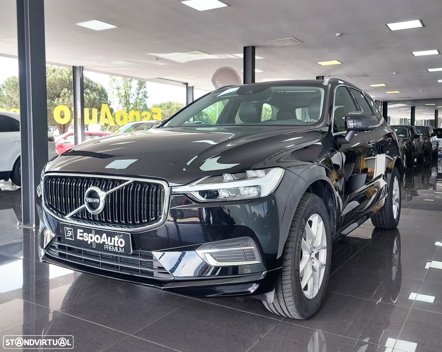 Volvo XC 60 2.0 T8 PHEV Momentum AWD - 2
