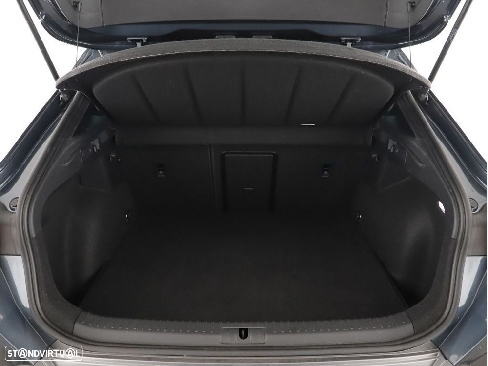 Cupra Formentor 1.4 e-Hybrid DSG VZ - 24