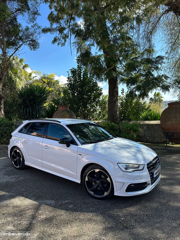Audi A3 Sportback 2.0 TDI (clean diesel) S line Sport Pack