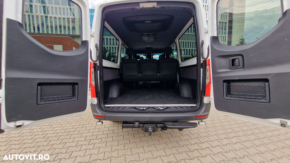 Mercedes-Benz Sprinter - 8