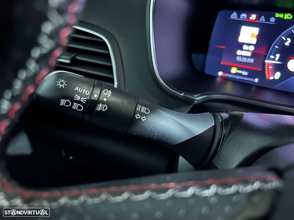 Renault Mégane Sport Tourer 1.3 TCe R.S. Line - 40