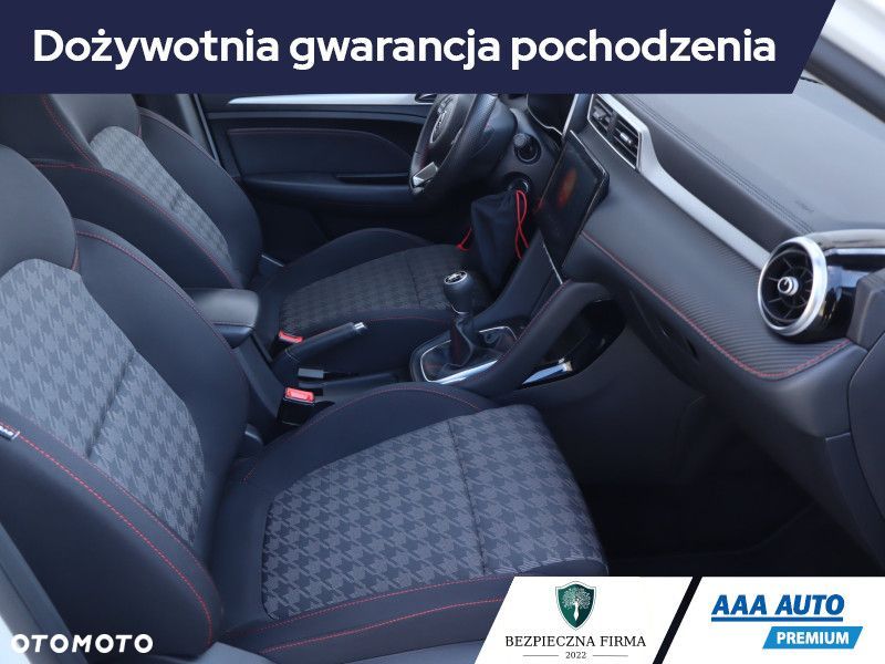 MG ZS - 10