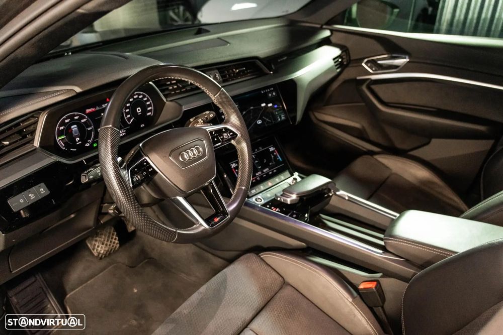 Audi e-tron 55 quattro - 19