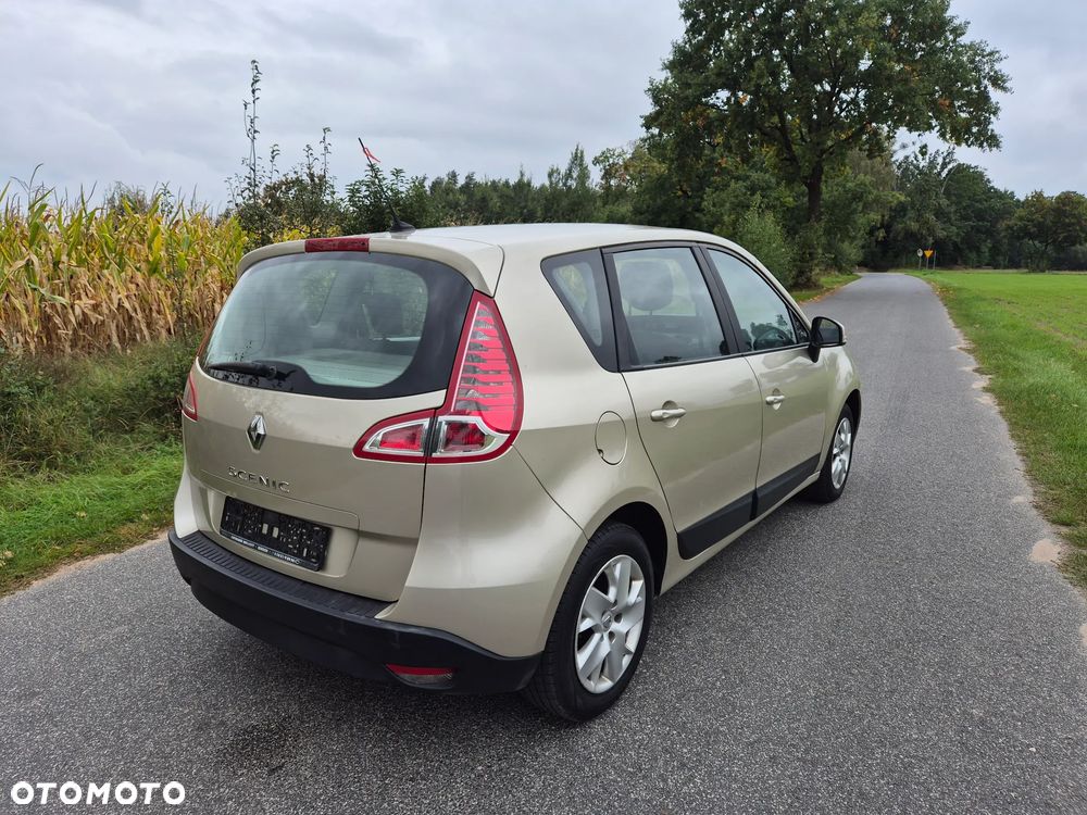 Renault Scenic - 19