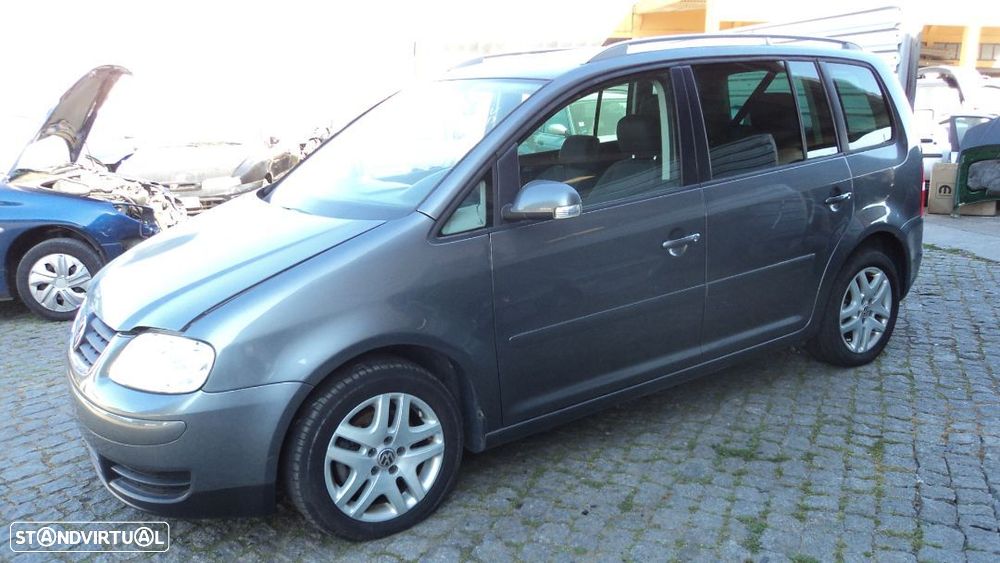 Volkswagen Touran 2.0 TDi 7Lug 2005 - Para Peças - 2