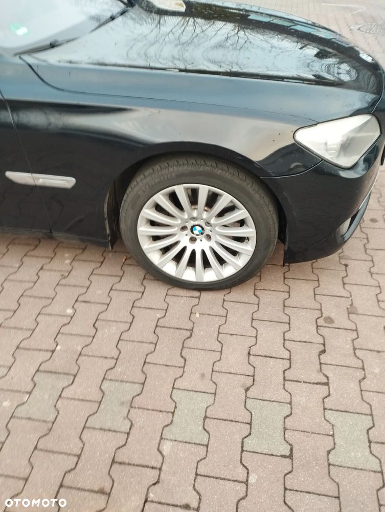 BMW Seria 7 740i - 14