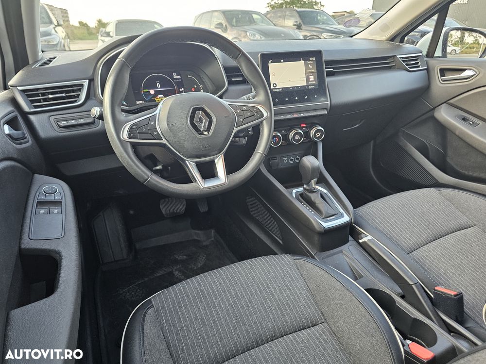 Renault Clio E-TECH Hybrid 140 BUSINESS EDITION - 14