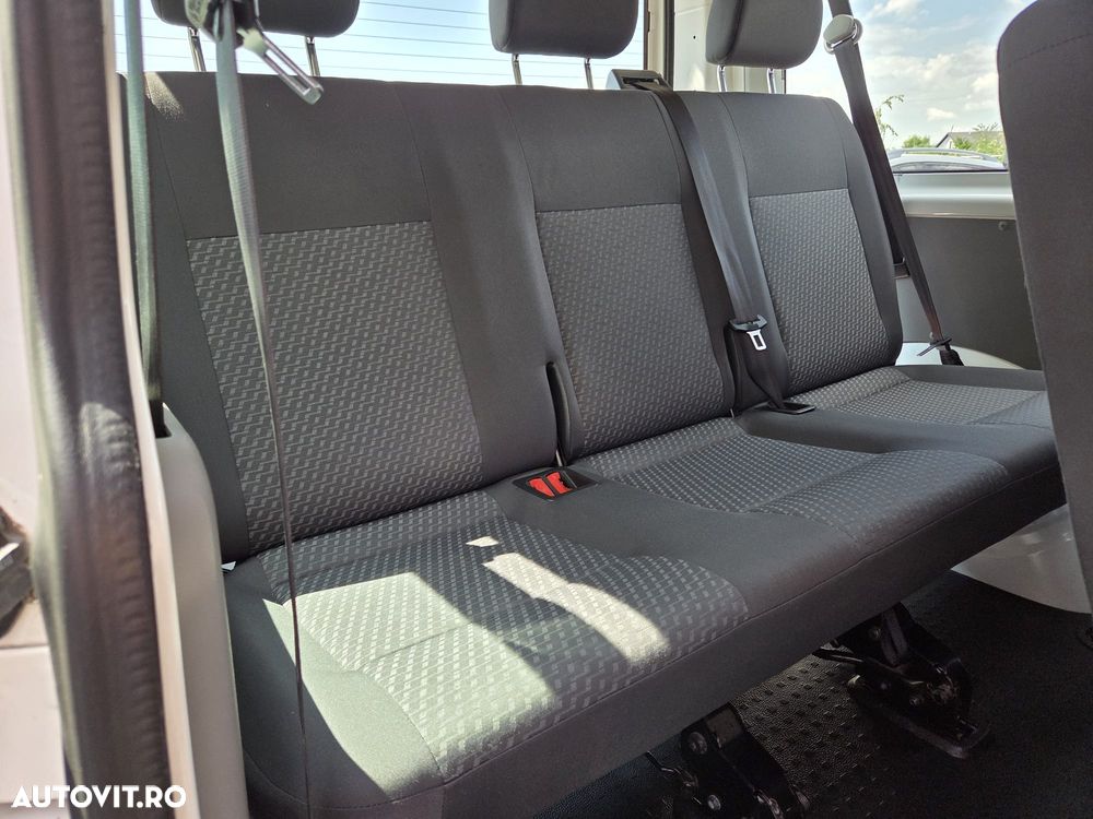 Volkswagen Transporter Caravelle Kurz BMT Trendline - 9