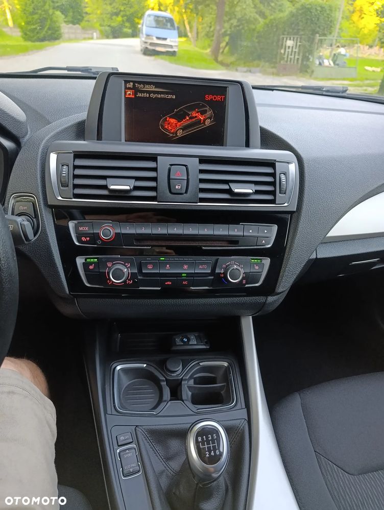 BMW Seria 1 116i Edition Metropolitan - 17