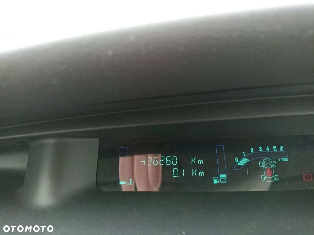 Renault Grand Scenic - 16