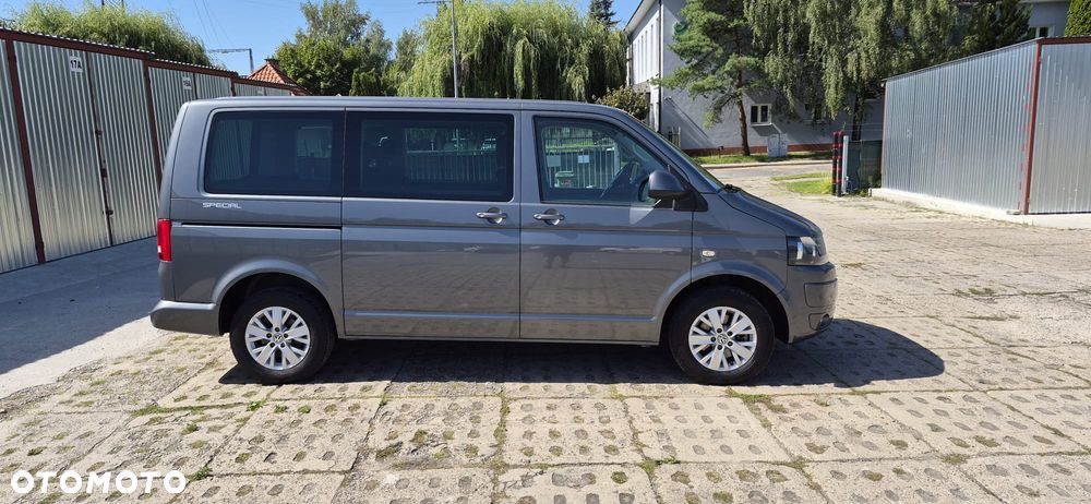 Volkswagen Multivan - 27