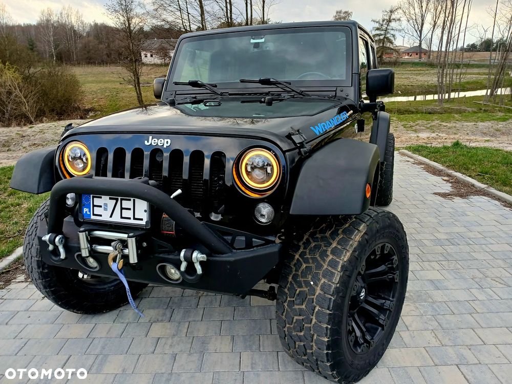 Jeep Wrangler 3.6 Unlim Black Edition II - 6