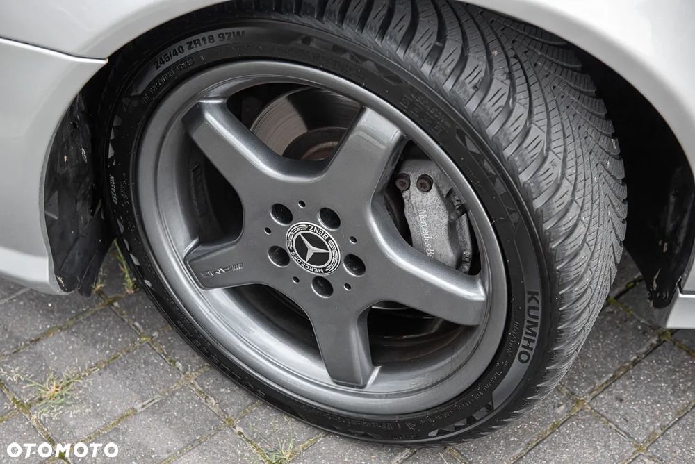 Mercedes-Benz Klasa E 500 T Avantgarde Sport Edition AMG - 26