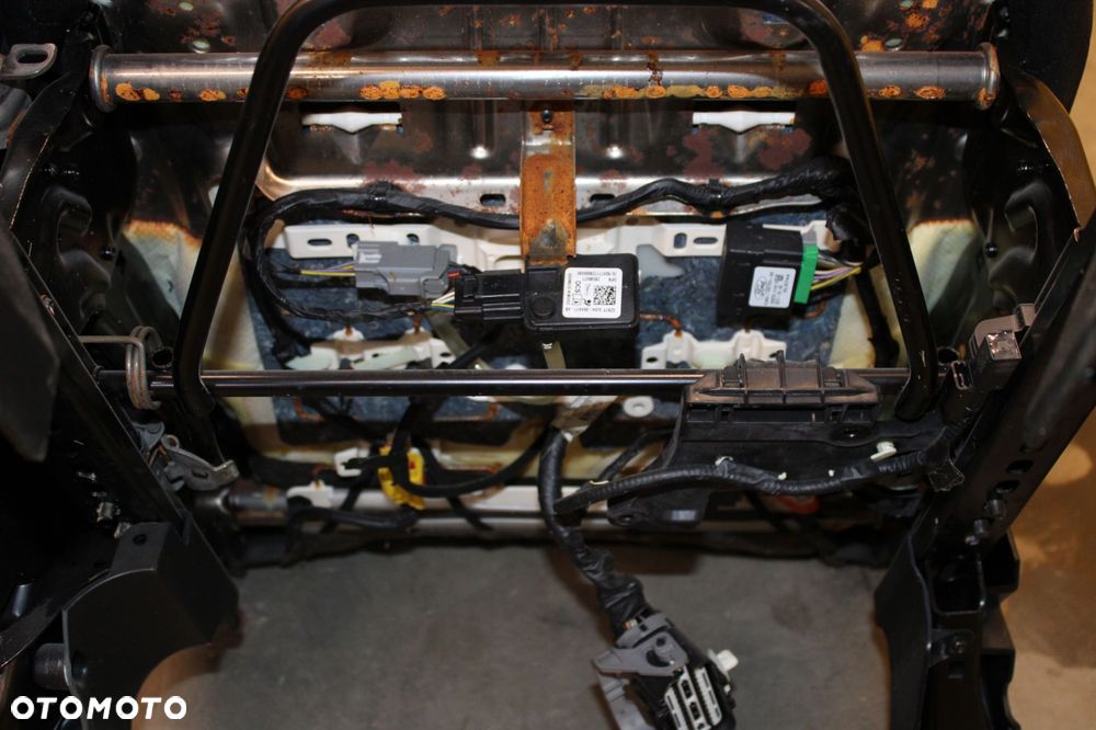 KOMPLET FOTELE PRZÓD TYŁ MATERIAŁOWE GRZANE FORD ESCAPE MK3 III LIFT - 6