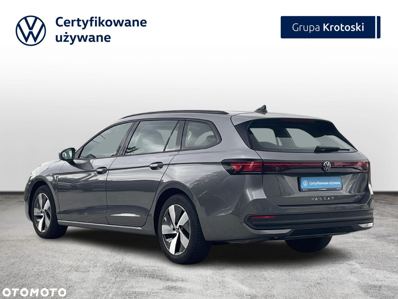 Volkswagen Passat - 4