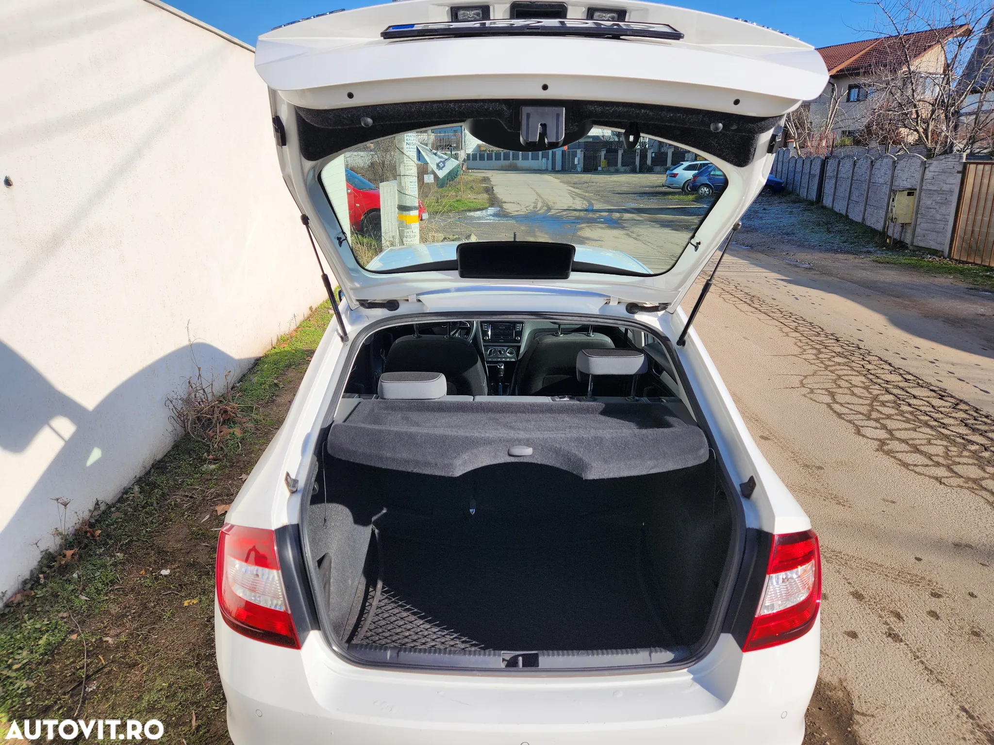Skoda RAPID 1.0 TSI Ambition - 4