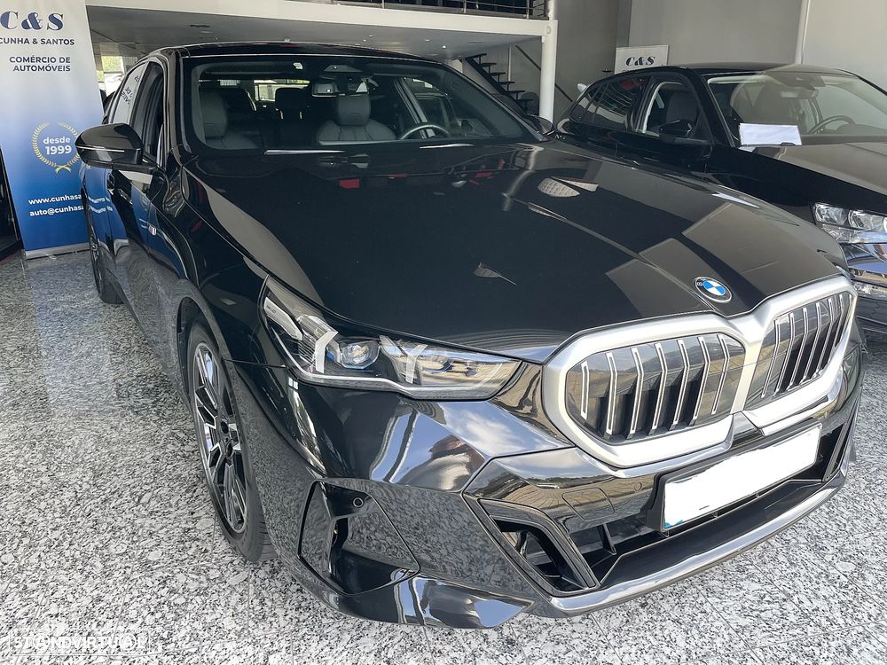 BMW 520 d Pack Desportivo M - 3