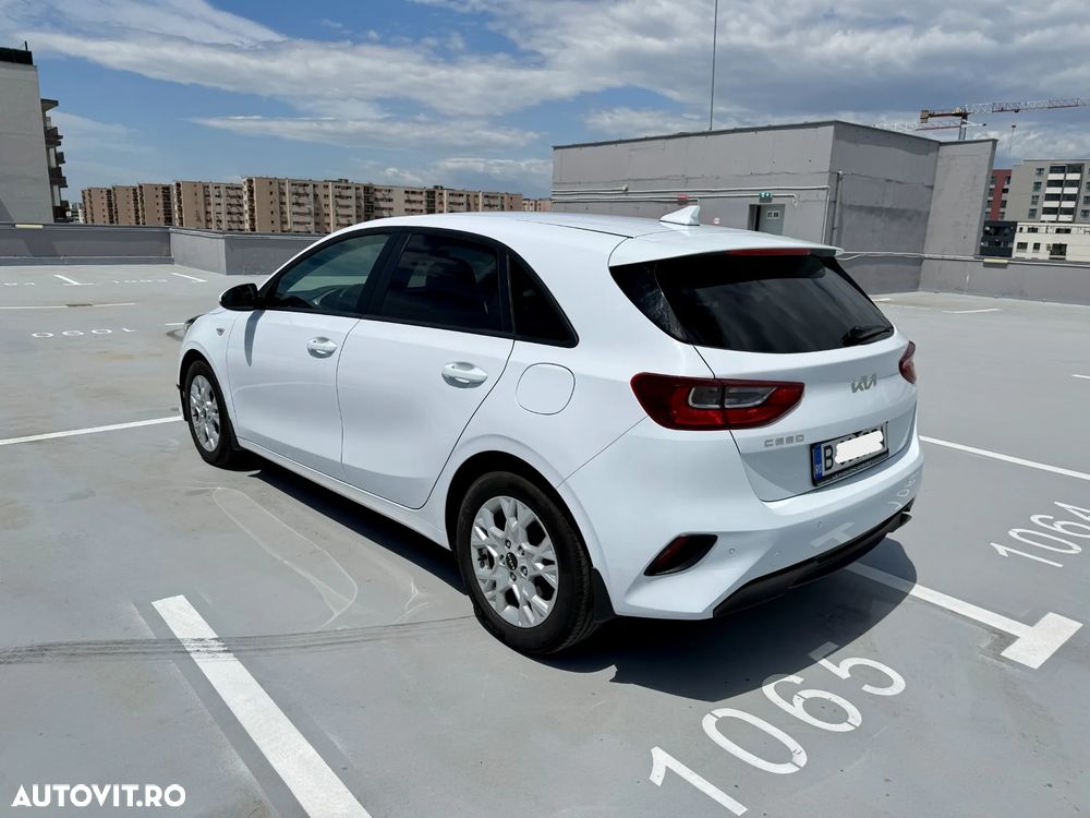 Kia Ceed 1.5 T-GDI 7DCT MHEV GT Line - 4