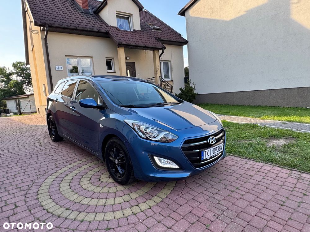 Hyundai i30 1.6 Premium - 8