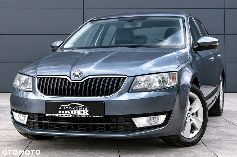 Skoda Octavia 2.0 TDI Edition DSG - 14