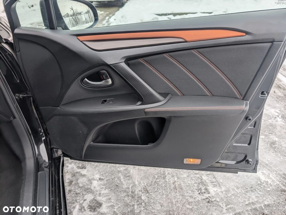 Toyota Avensis 2.0 Prestige MS - 28