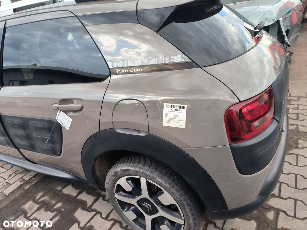 ĆWIARTKA BŁOTNIK LEWY TYŁ CITROEN C4 CACTUS KDQB - 1