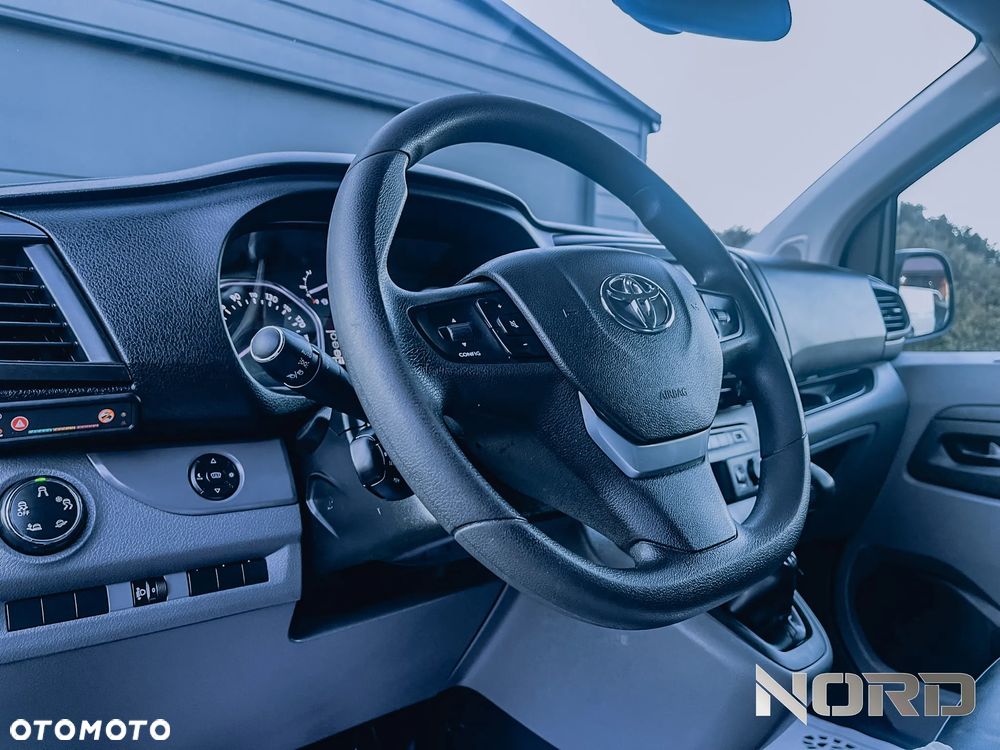 Toyota ProAce 2.0 Medium Active - 12