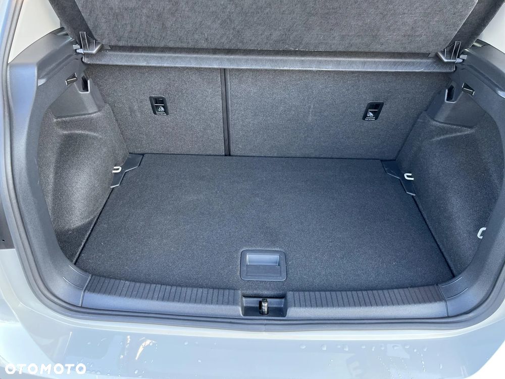 Volkswagen T-Cross 1.0 TSI Life - 17