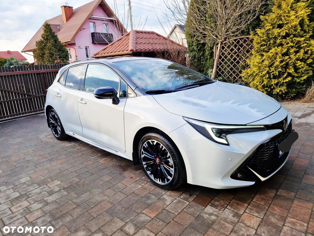 Toyota Corolla 2.0 Hybrid GR Sport Dynamic - 1