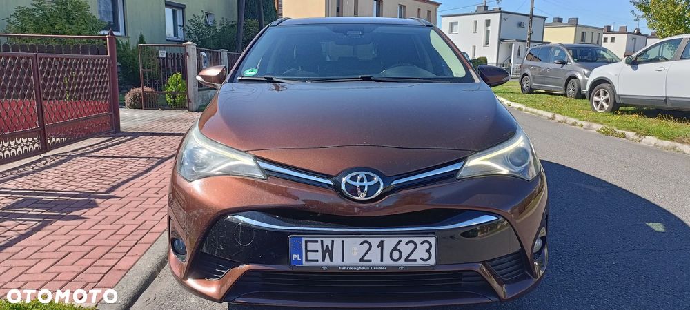 Toyota Avensis - 6