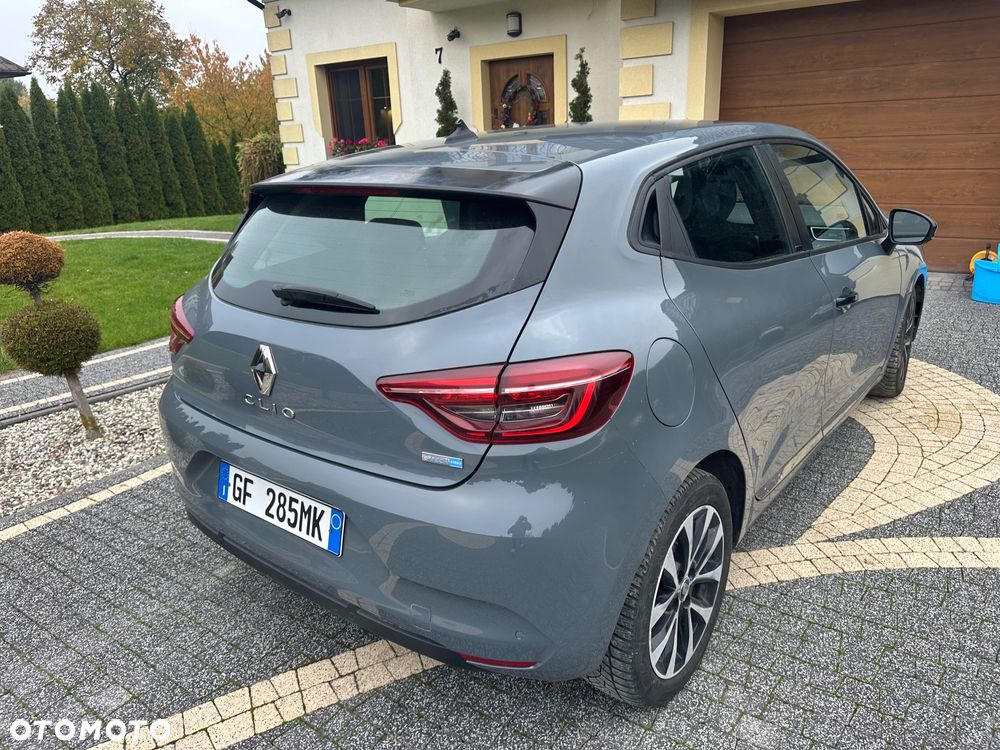 Renault Clio - 7