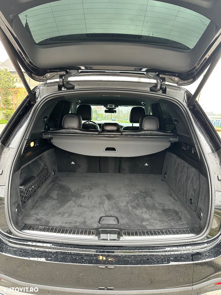 Mercedes-Benz GLE - 12