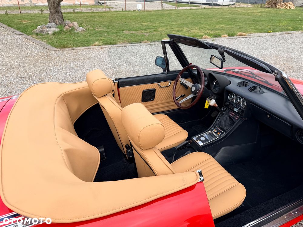 Alfa Romeo Spider 2.0 - 11