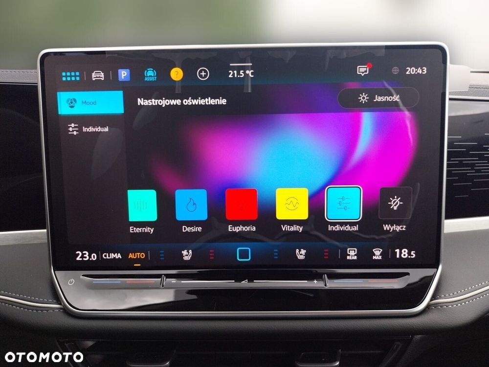 Volkswagen Passat Variant 2.0 TSI Business Plus DSG - 21