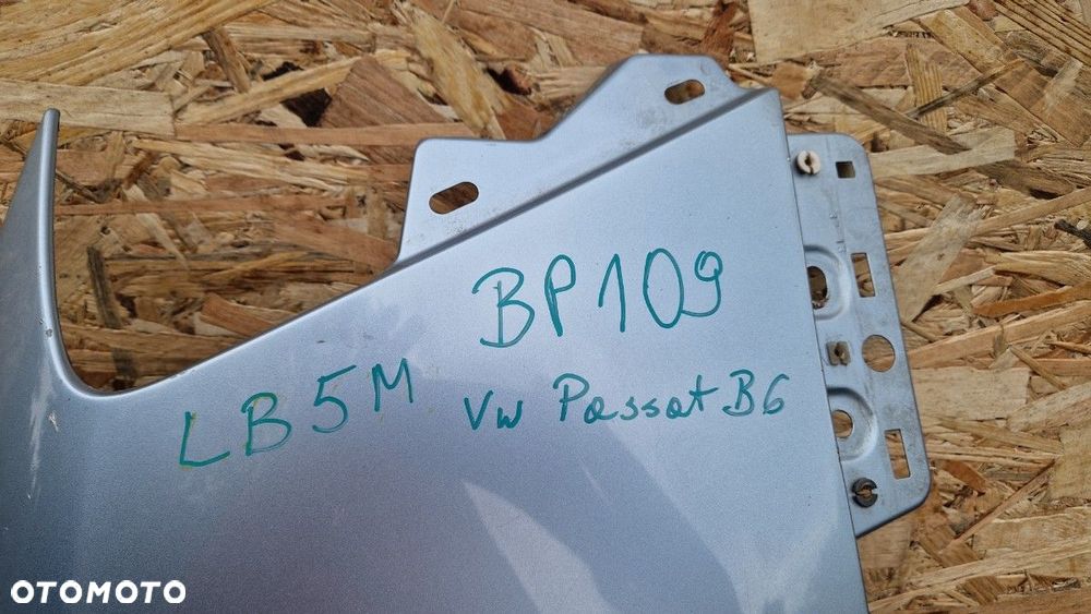 VW PASSAT B6 LB5M BŁOTNIK PRZÓD PRZEDNI PRAWY - 2