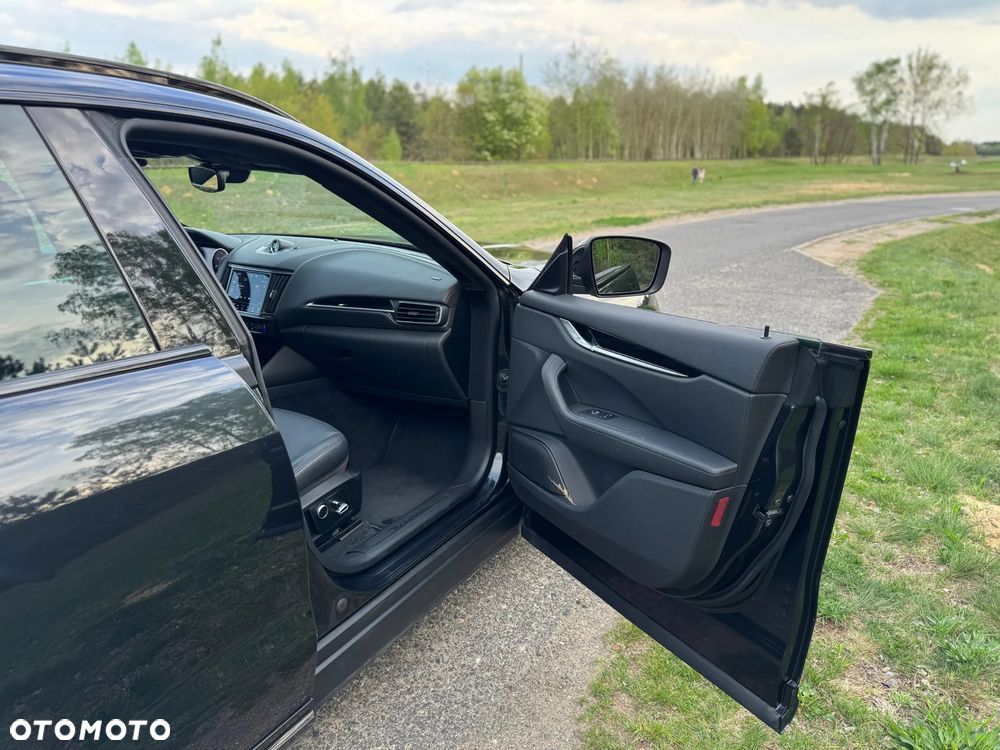 Maserati Levante Modena - 18