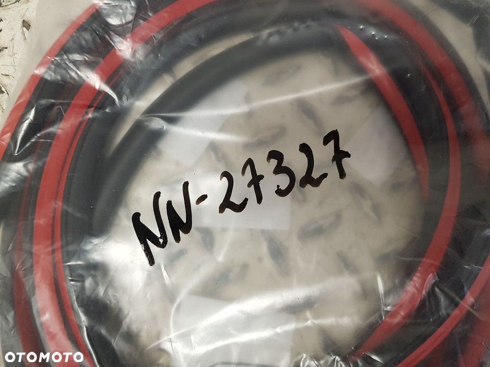 NOWA ORYGINALNA USZCZELKA DRZWI PRZEDNICH ZEWNĘTRZNA CUPRA FORMNETOR  5fa837911b - 7