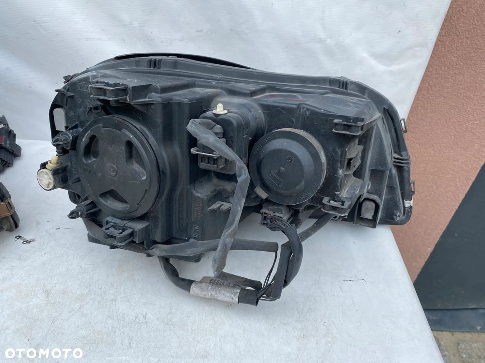 lampy volvo xc90 bi xenon przed liftem komplet eu całe - 5