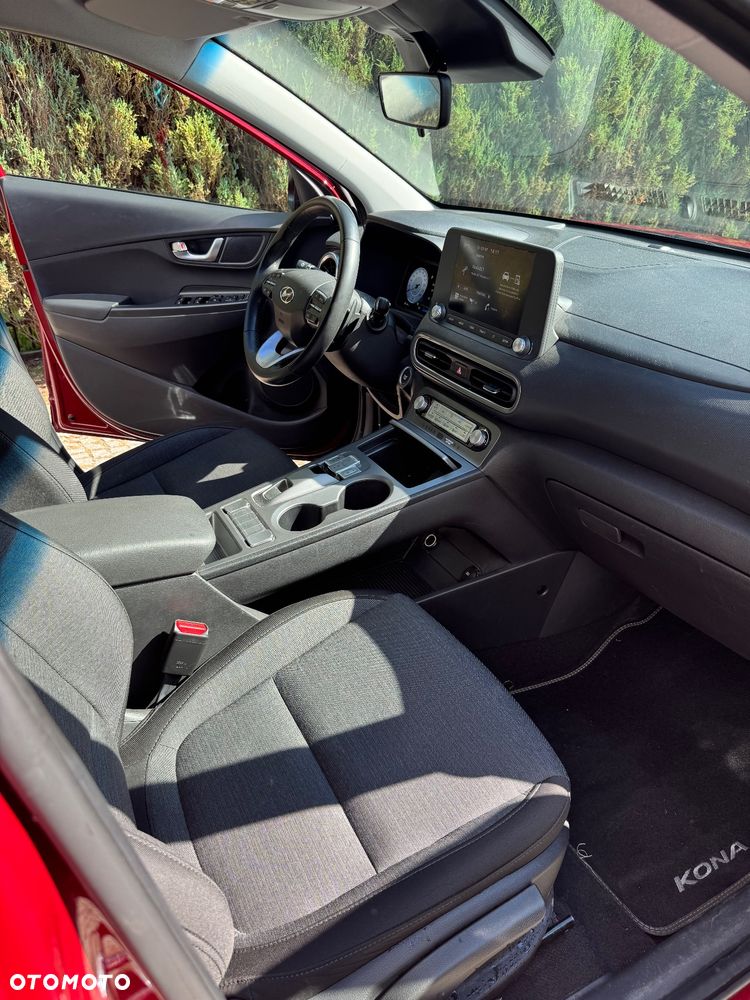 Hyundai Kona Electric 39kWh Executive - 16