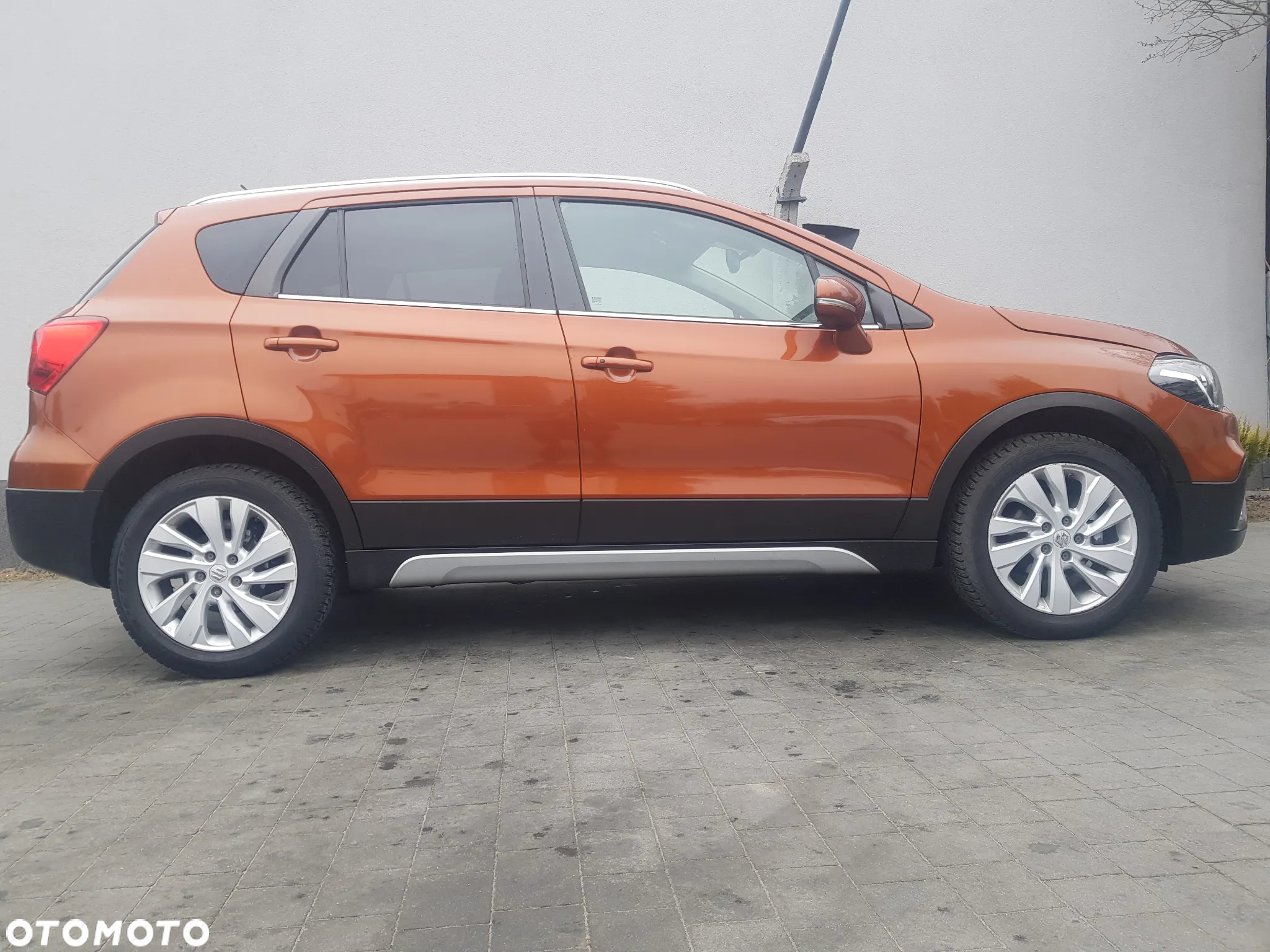 Suzuki SX4 S-Cross 1.4 T Premium - 33