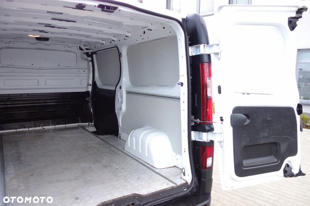 Renault Trafic 2.0 DCI 120 KM 2 x Drzwi Boczne Long Klima Webasto - 12