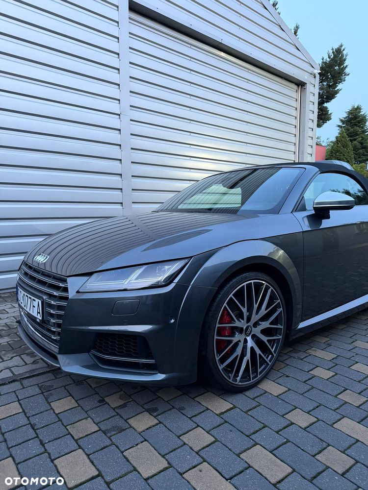 Audi TT S Roadster - 22