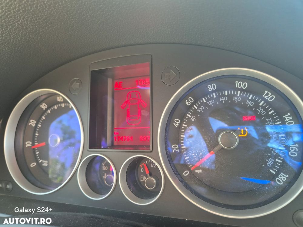 Volkswagen Jetta 2.0 Turbo FSI Sportline - 21